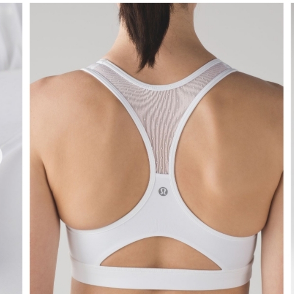 3/50⚡Lululemon move sports bra with polka dots - Picture 3 of 8